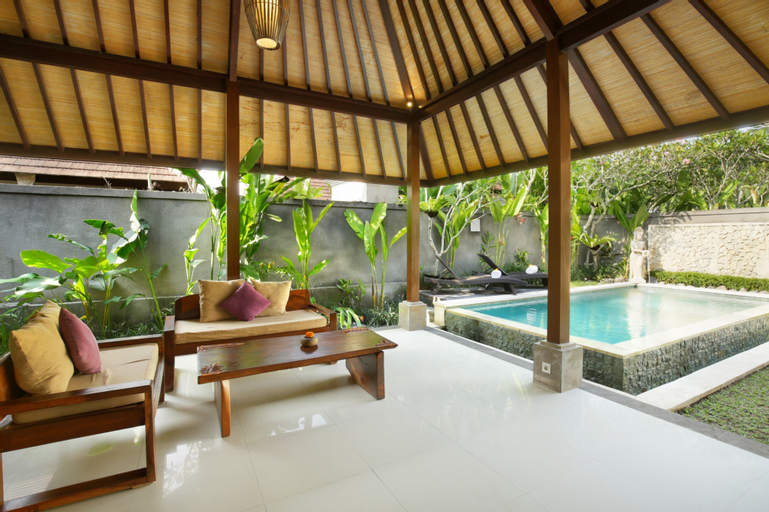 Swimming Pool 7