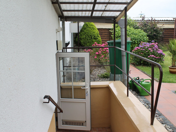 Others 3, Ferienwohnung Rerik mit eingezauntem Garten, Rostock