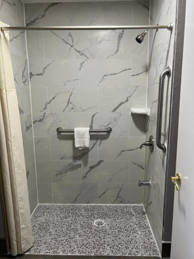 Bathroom 3, Key West Inn - Tuscumbia - Muscle Shoals, Colbert