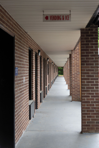 Exterior & Views 2, Columbus Inn and Suites, Polk
