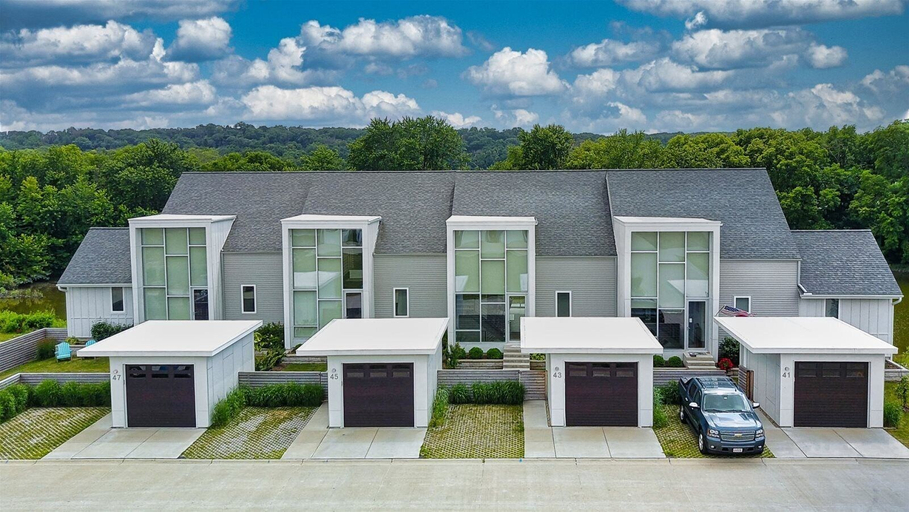 Exterior & Views, Gossamer Breeze, La Salle