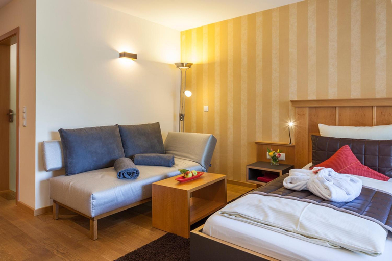 Bedroom 2, Boutiquehotel Zur Winzerstube, Bodenseekreis