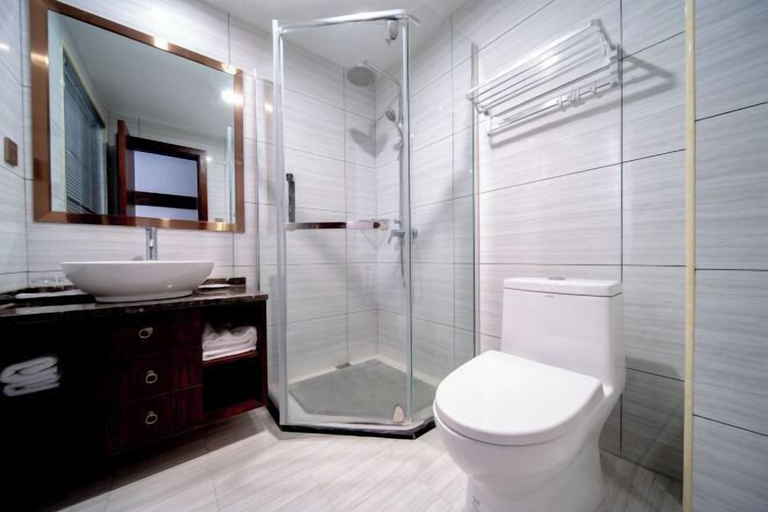 Bathroom 3, Wuyuan Qingyun Hotel, Shangrao