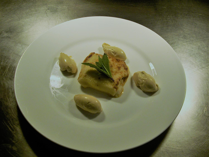 Food & Drinks 5, Chapel House, Warwickshire