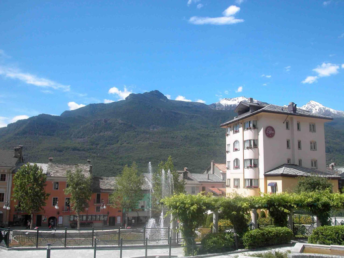 Exterior & Views 1, Hotel Bijou, Aosta