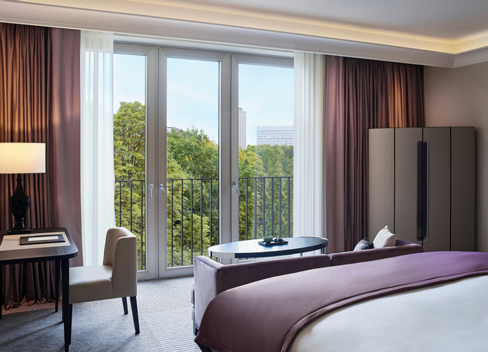 Bedroom 21