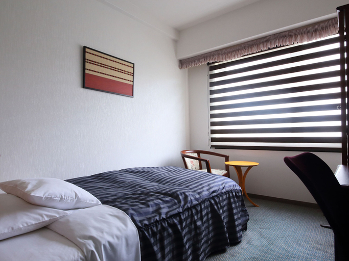 Bedroom 5, Hotel Claiton Shin-Osaka, Osaka
