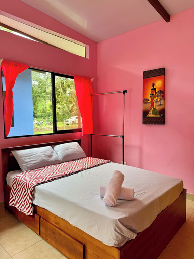 Bedroom 2, Caribbean Blue Morpho, Talamanca