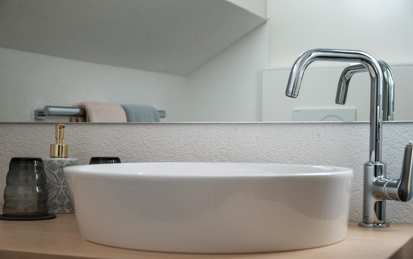 Bathroom, Parseierblick, Landeck