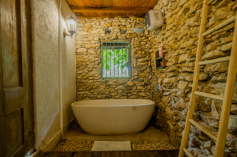 Bathroom 4