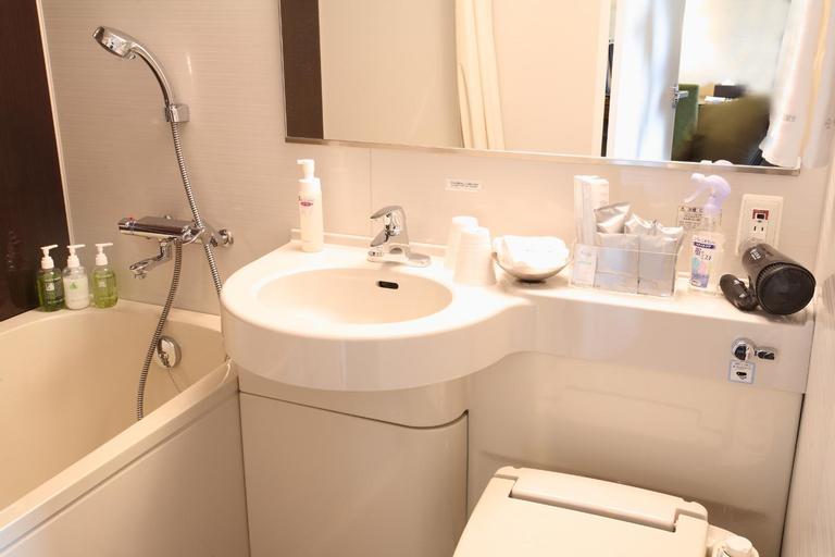 Bathroom 8