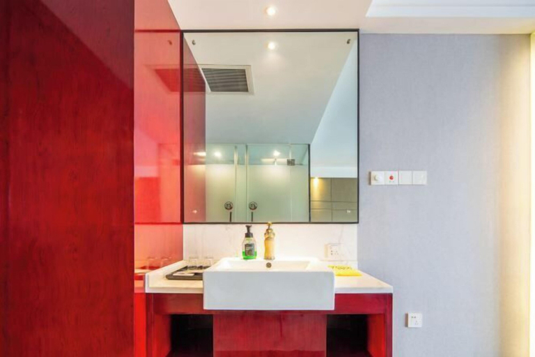 Bathroom 4, IU Hotel (Yanshi Baima Temple), Luoyang