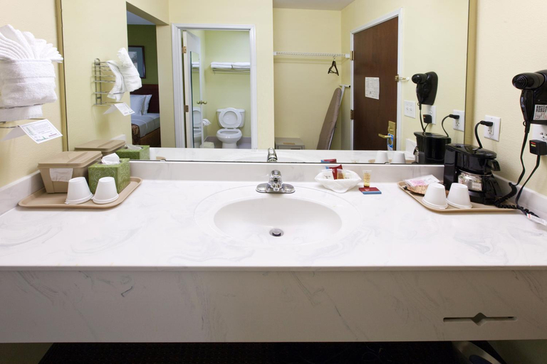 Bathroom 3, Country Hearth Inn Knightdale Raleigh, Wake