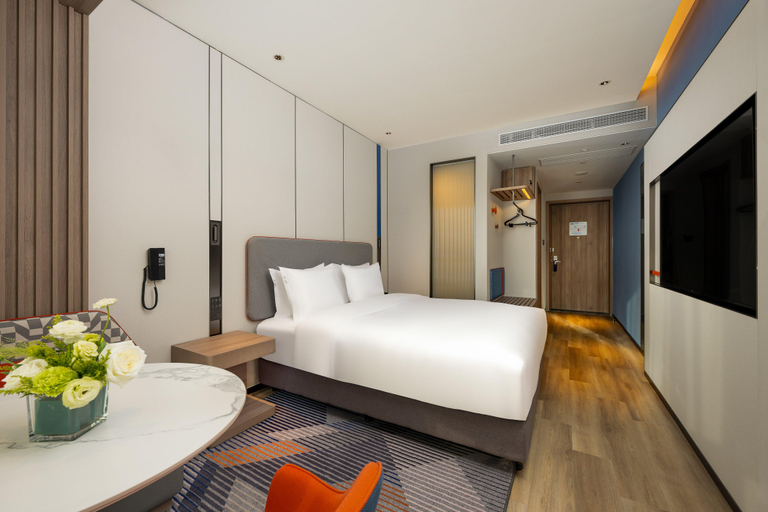 Bedroom 14