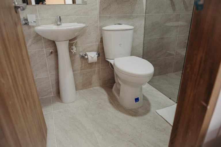Bathroom 4, SIETE, Medellín