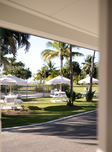 Others 5, Kinka Palms Motel, Livingstone - Pt B