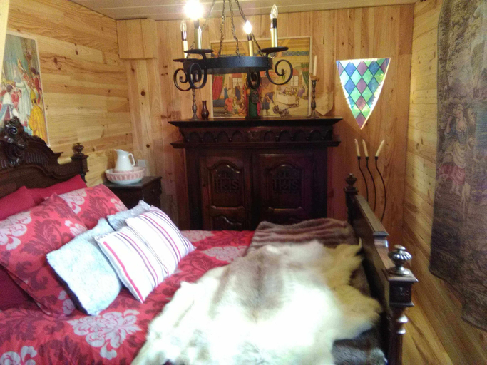 Bedroom, ecurie leseigneur, Manche