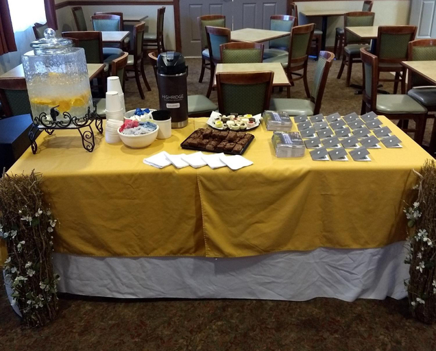 Food & Drinks 5, Country Inn & Suites by Radisson, Ithaca, NY, Tompkins