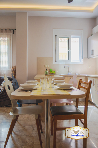 Room 2, Family Central in Kalamata, Peloponnese