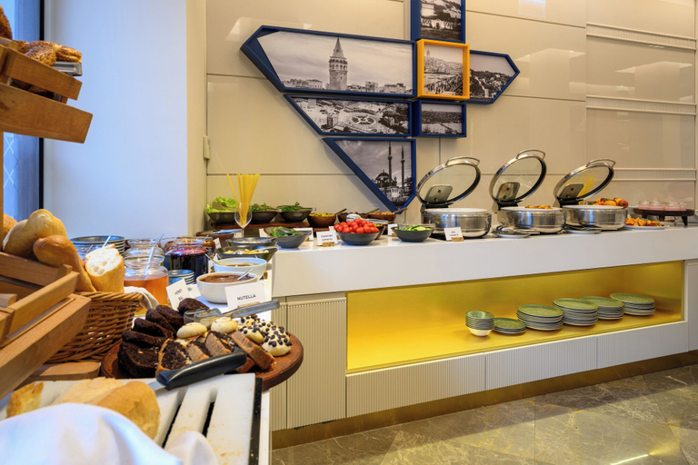 Food & Drinks 2, Four Points Flex by Sheraton Istanbul Taksim Square, Beyoğlu