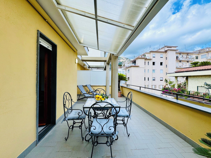 Exterior 4, YourHome - Blu Jade House, Napoli