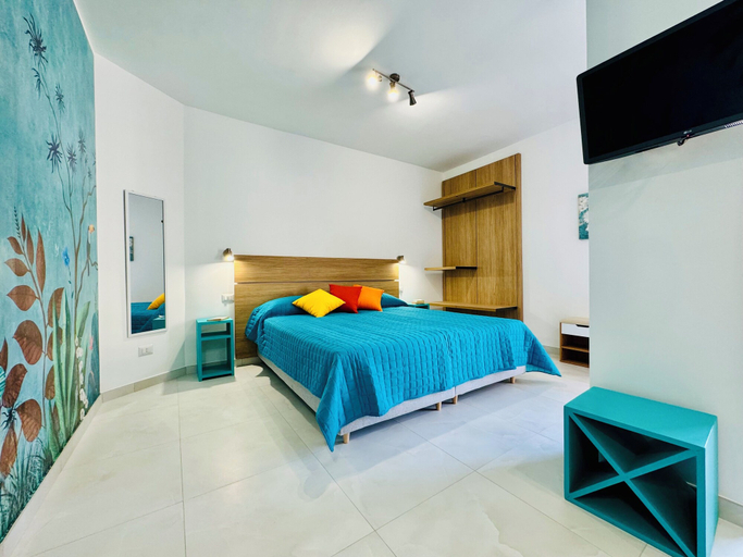 Room 5, YourHome - Blu Jade House, Napoli