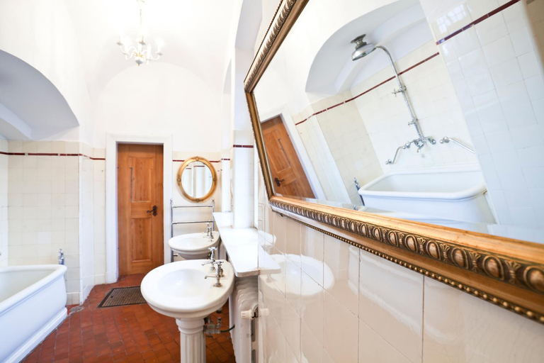 Bathroom 3, Zamek Czocha, Lubań