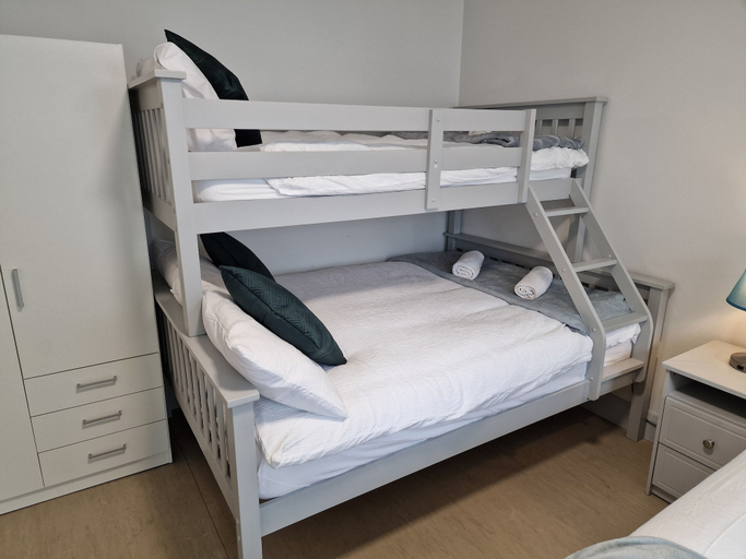 Bedroom 4, Trivia House Accomodation
