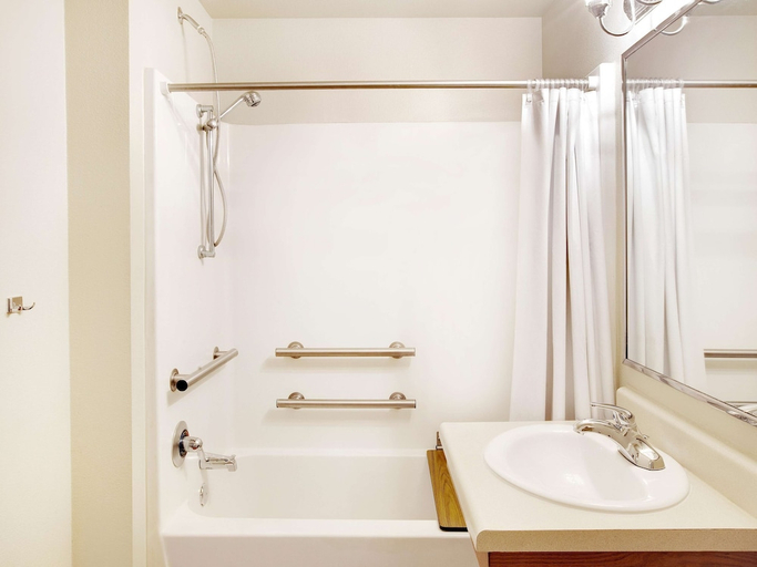 Bathroom 4, Extended Stay America Select Suites - Laredo, Webb