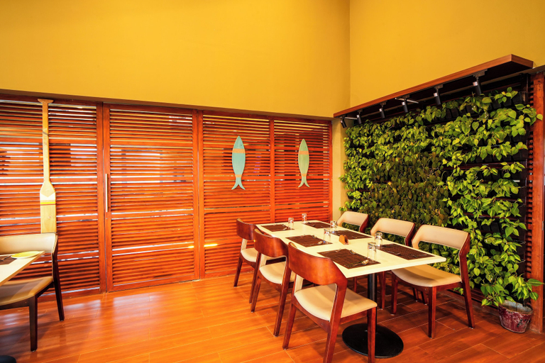 Food & Drinks 5, Gaurav Lords Resort Shrivardhan, Raigarh