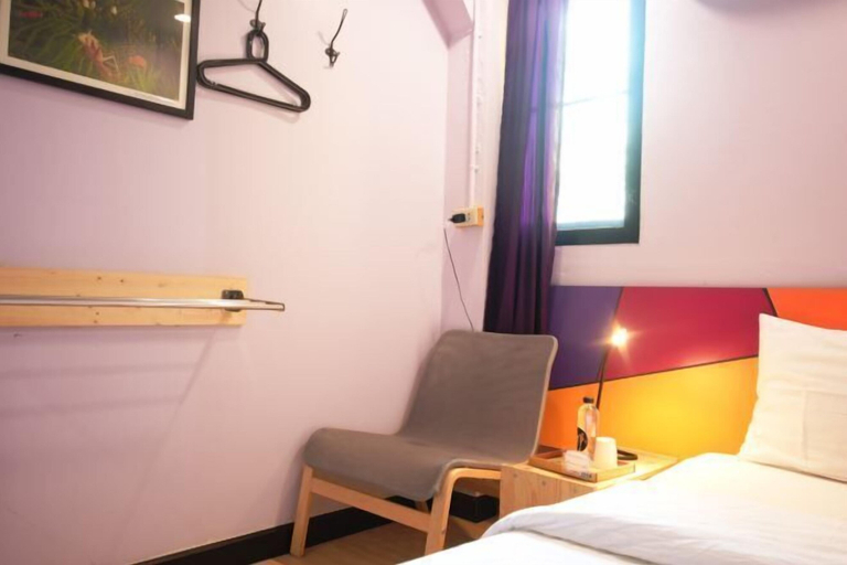 Bedroom 12