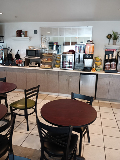 Food & Drinks, The Westerly Motel, Grays Harbor