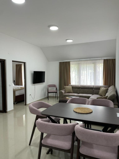 Others 5, Morpheus apartmani, Sremska Mitrovica