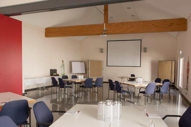 Others 5, Johanniterhotel, Wetteraukreis