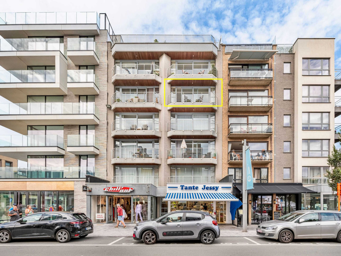 Exterior 2, Luxury Apartment in the Center of Koksijde, West-Vlaanderen