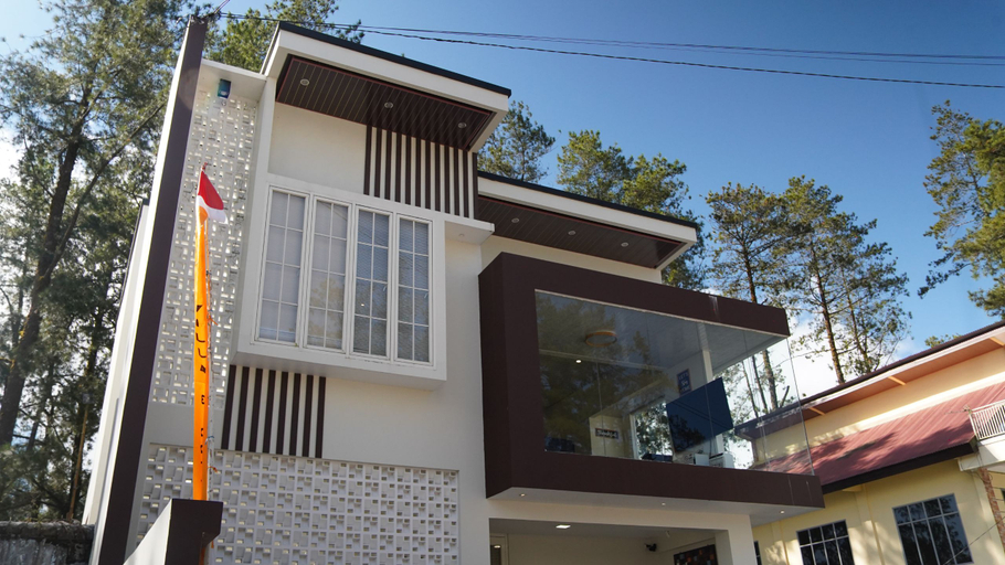 Exterior & Views 2, Ramai Villa Malino, Gowa
