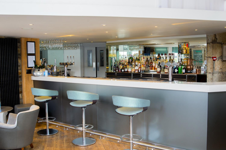 Food & Drinks 5, Mannings Hotel, Cornwall