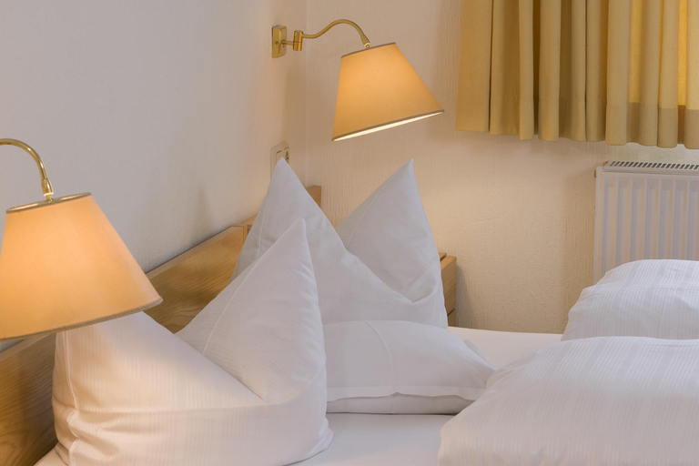 Bedroom 3, Hotel Parkfrieden, Ostholstein