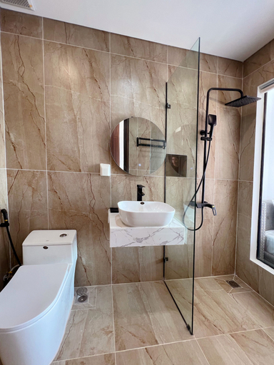 Bathroom 5, Legacy Grand World Phu Quoc Hotel, Phú Quốc