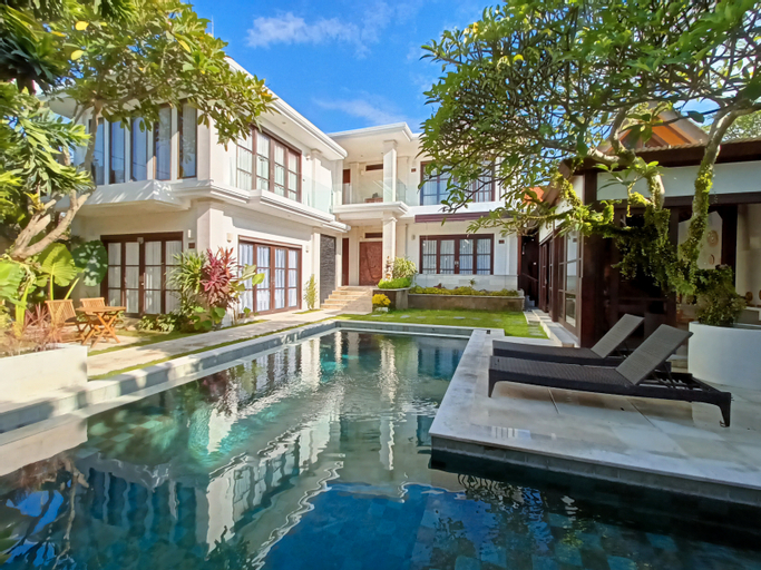 Swimming Pool 6