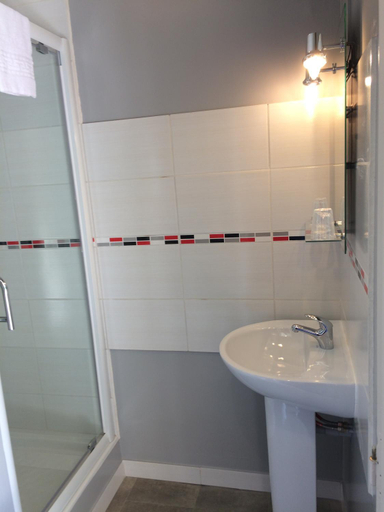 Bathroom 4, Logis Hotel Delfotel, Saône-et-Loire