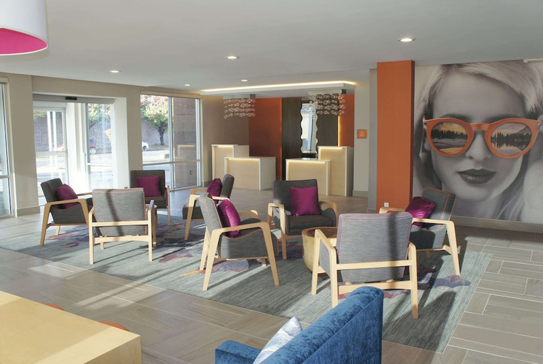 Food & Drinks 5, La Quinta Inn & Suites by Wyndham Madera, Madera
