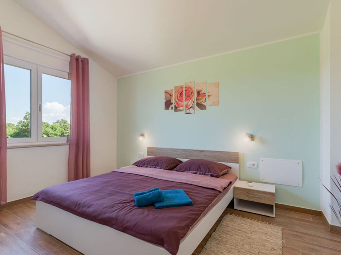 Room 3, Villa Lena Comfortable Holiday Residence, Marčana