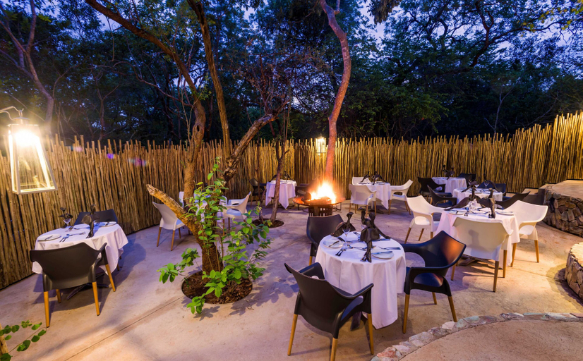 Food & Drinks 5, AM Lodge, Mopani