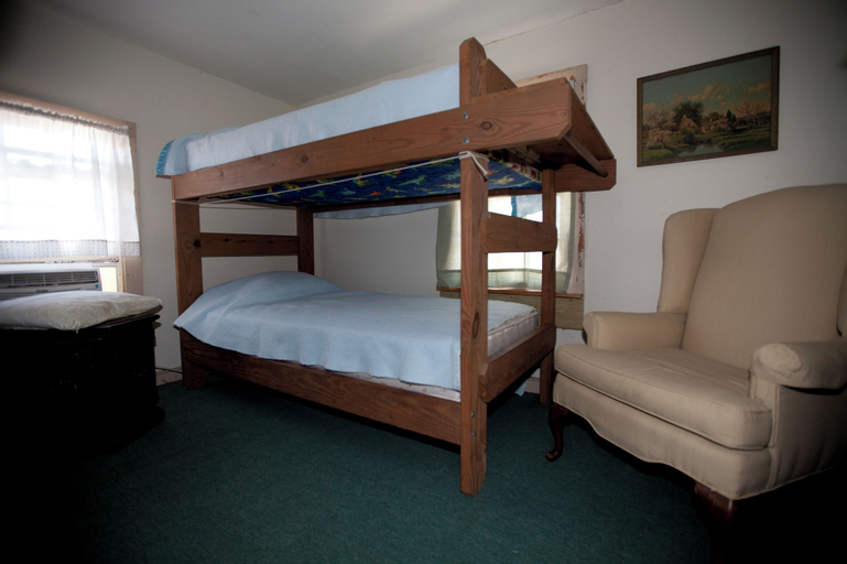 Bedroom 6