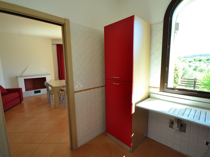 Private kitchen 4, Belvilla by OYO Holiday Home in Alghero, Sassari