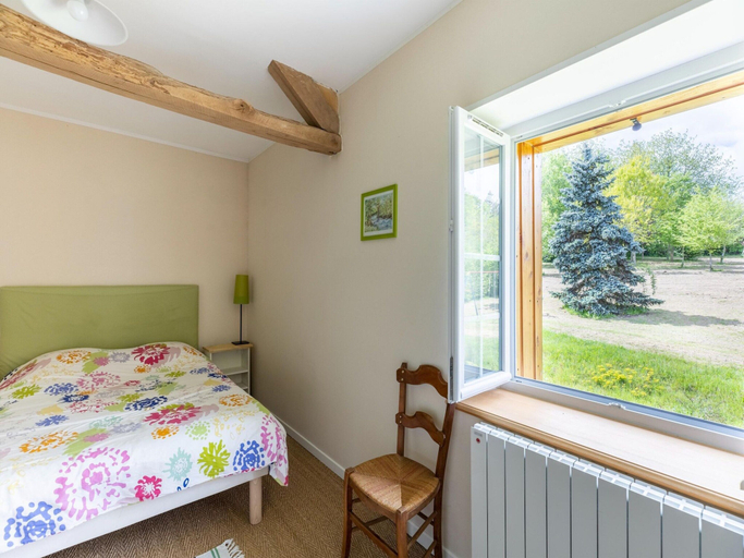 Room 5, Holiday Home With Beautiful Views, Nièvre