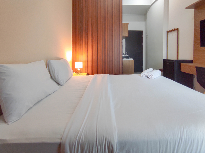 Bedroom 3, Homey Studio with Easy Pool Access Apartment at Suncity Residence By Travelio, Sidoarjo