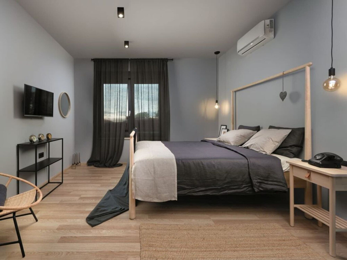 Others 5, Cosy Apartment in Istria, Vodnjan