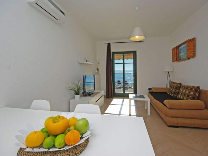 Others 2, Apartment Beach House Dalmatia L3, Gradac